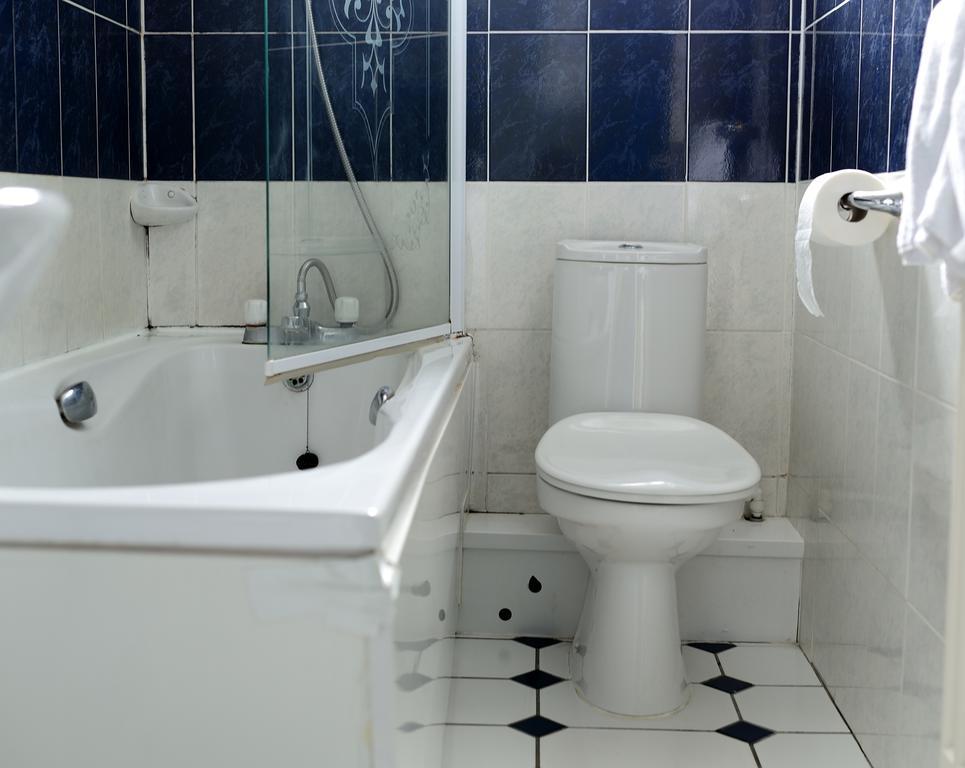 Norwich Hotel Екстер'єр фото