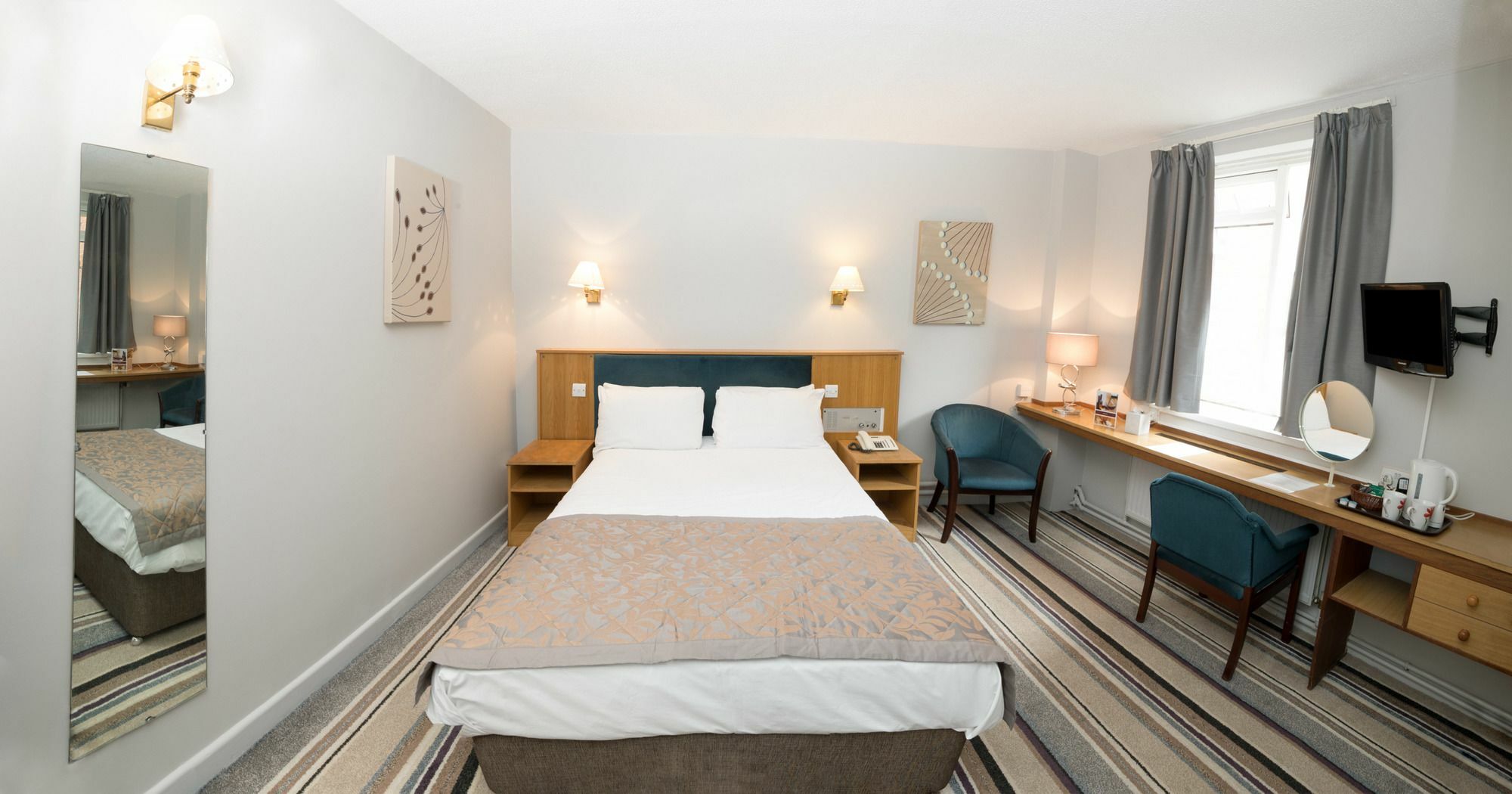 Norwich Hotel Екстер'єр фото