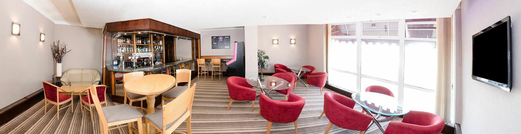 Norwich Hotel Екстер'єр фото