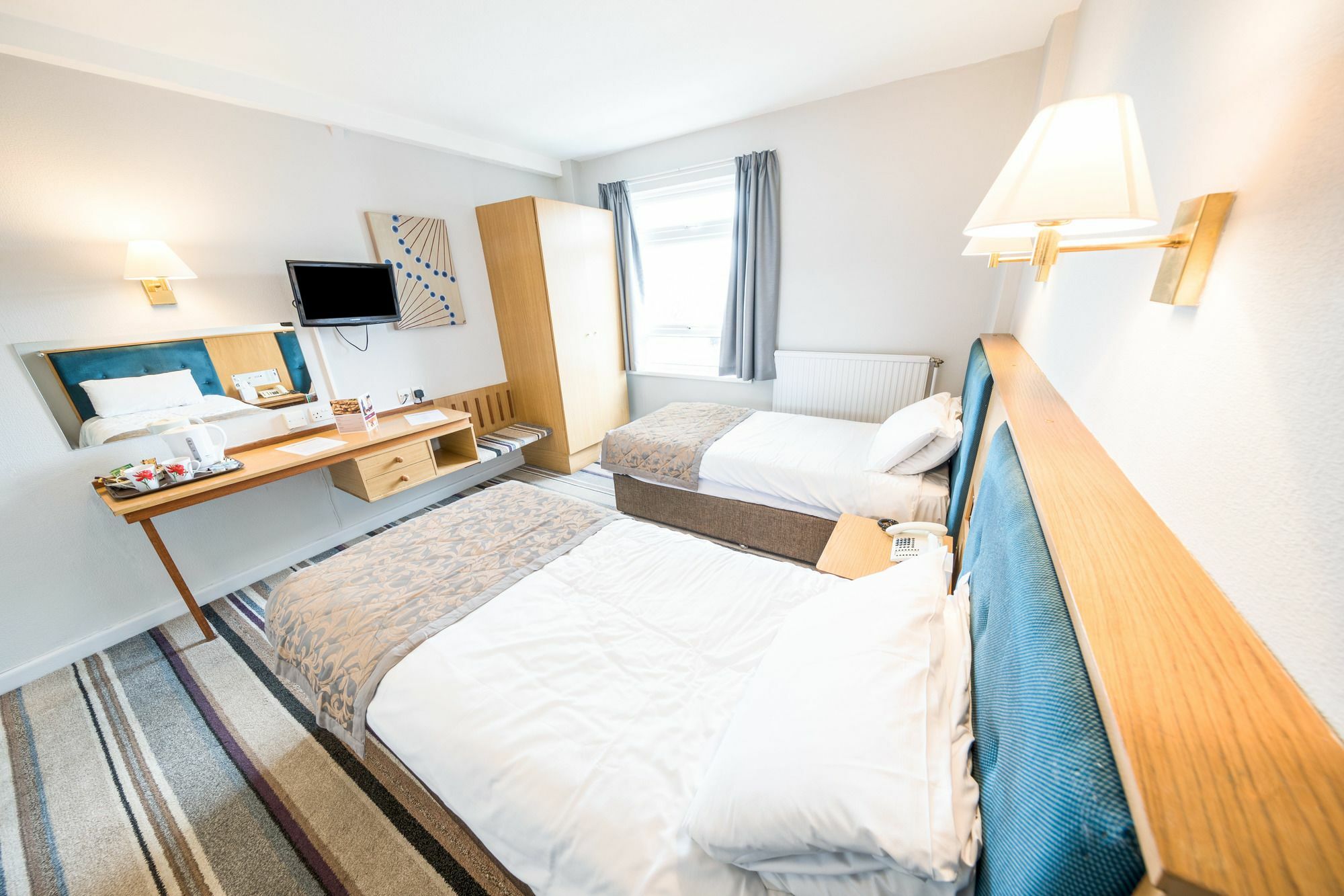 Norwich Hotel Екстер'єр фото